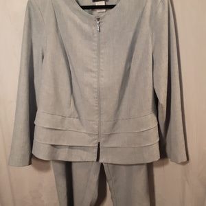 Spago light blue 2pc suit, sz 24w